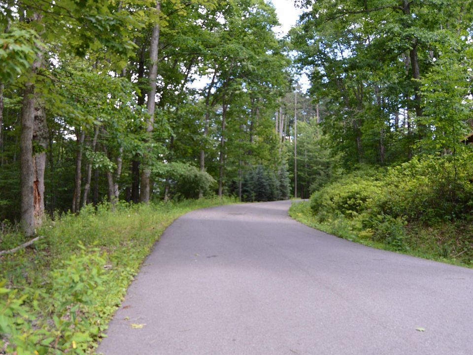 1st image of 192 Azalea Ln