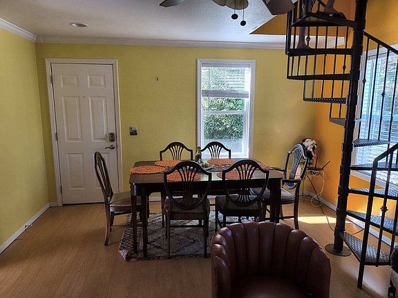 3rd image of 19075 S Harbor Dr