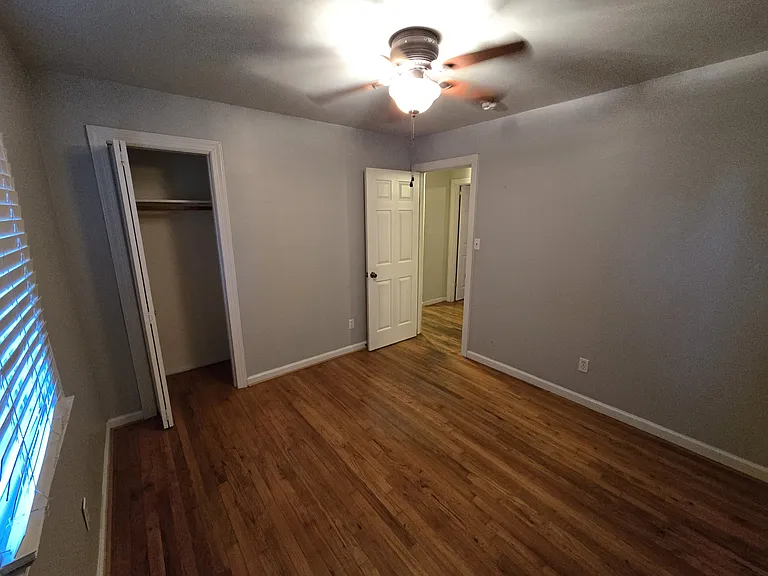 3560 Maple St — Photo 4