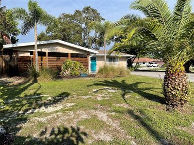 2021 E Crest Dr, Englewood, FL, 34223