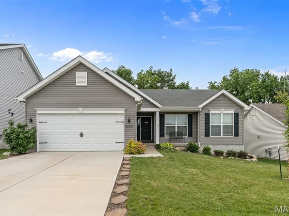 534 Leather Reins Dr, Wentzville, MO 63385
