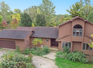 6713 Warren Rd, Ann Arbor, MI 48105