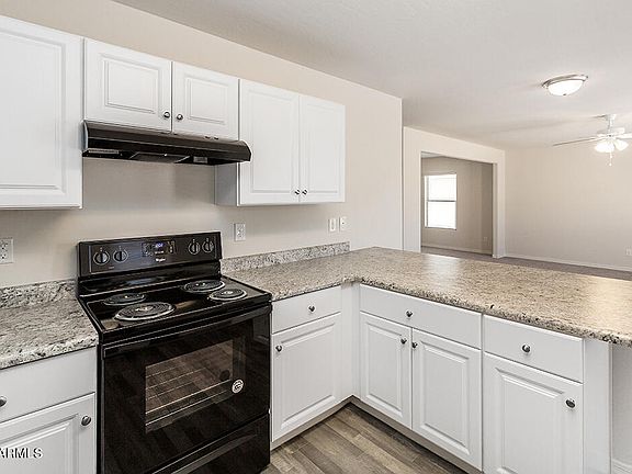 4th image of 238 W IMPALA Place