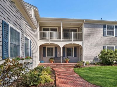 925 Main Street UNIT 3, Cotuit, MA, 02635
