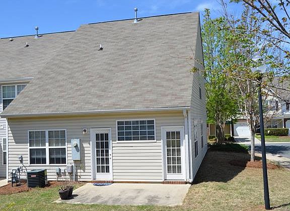 2nd image of 11184 Saintsbury Pl #2041