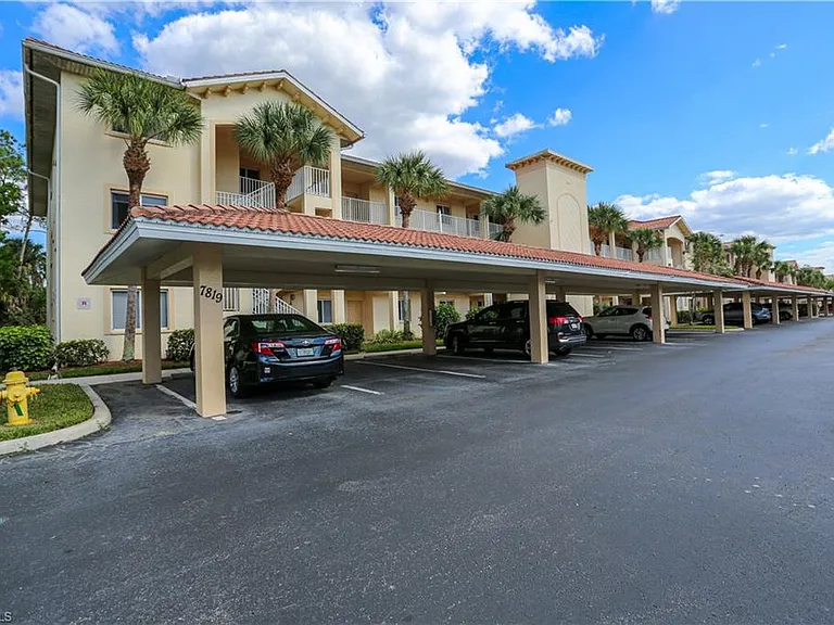 7819 Regal Heron Cir #201 — Photo 2