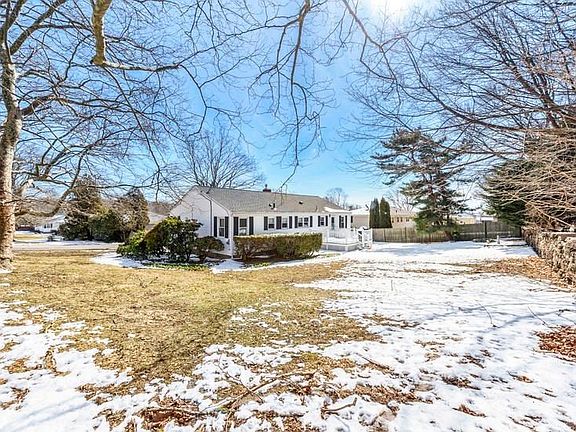 Huge corner lot yard!