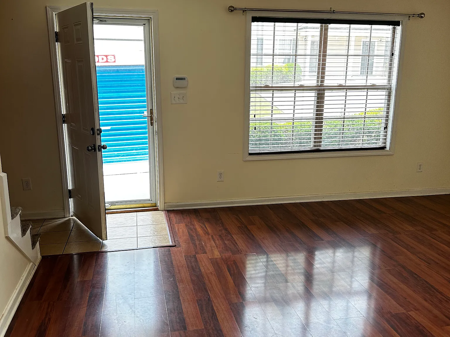 2 bed, 1.5 bath, 1214 sqft, $1,450 — Photo 3