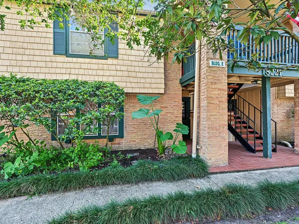 8221 Kingsbrook Rd APT 108, Houston, TX 77024