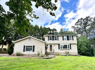 26 Harvest Ln, Windsor, CT 06095