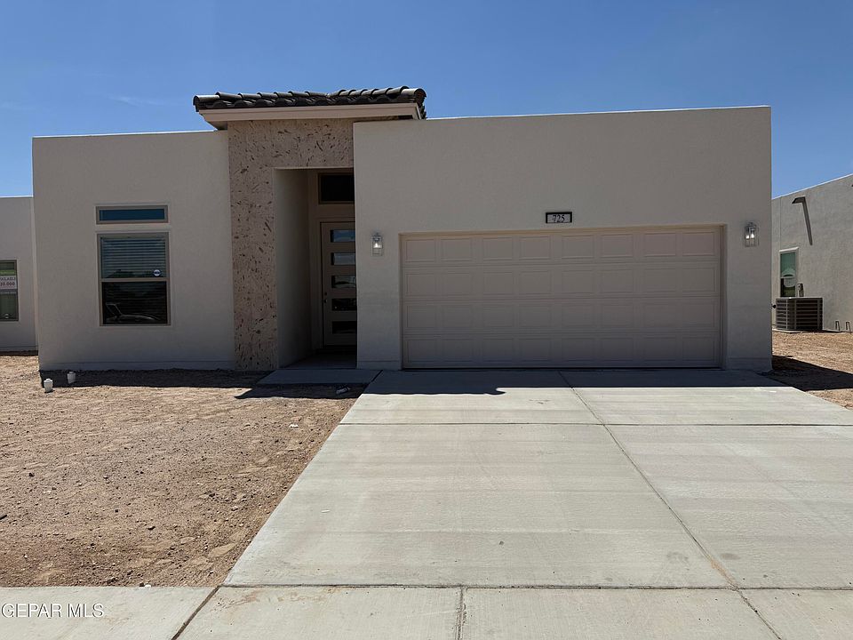 1st image of 725 Paseo Del Agua