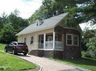 2 Dixon Rd, Franklin, NJ 07416