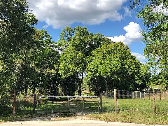 3rd image of 325 W Socrum Loop Rd
