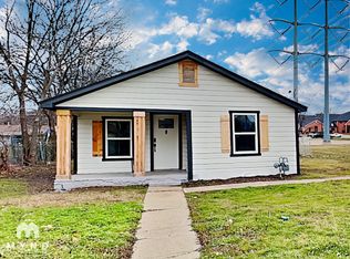 2129 San Antonio St, Grand Prairie, TX 75051