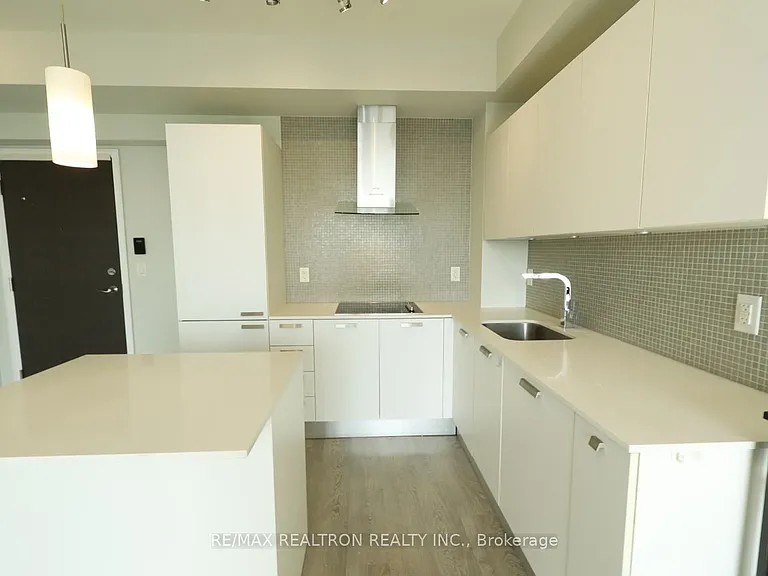 11 Bogert Ave #2304 — Photo 7