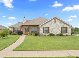 711 Reno Dr, Chandler, TX 75758