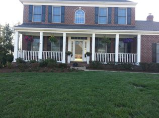 43361 Saint Andrews St, Chantilly, VA 20152