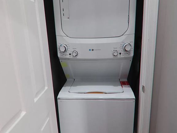 4th image of 1501 Park Ave Unit 6