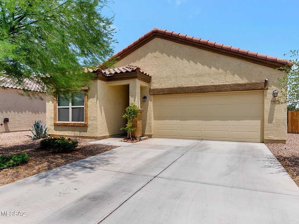 1st image of 11694 W Fayes Glen Dr