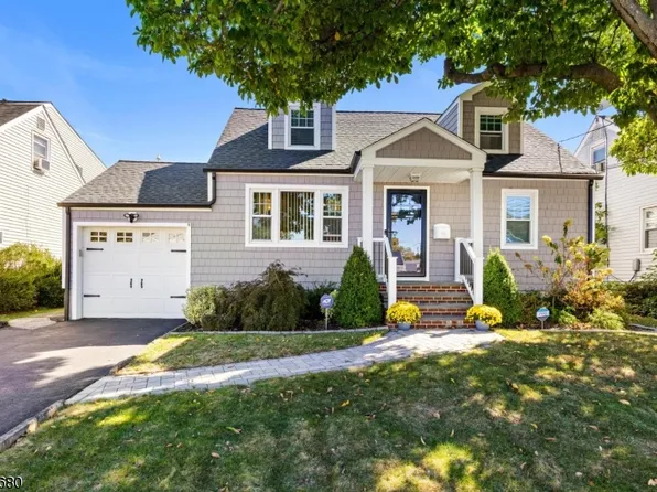 533 Fernwood Ter, Linden City, NJ 07036