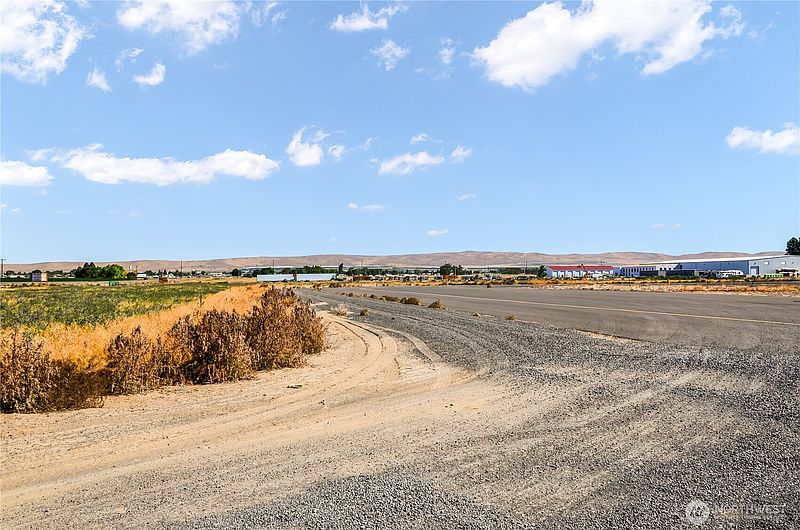3rd image of 0 SR 281 N #18
