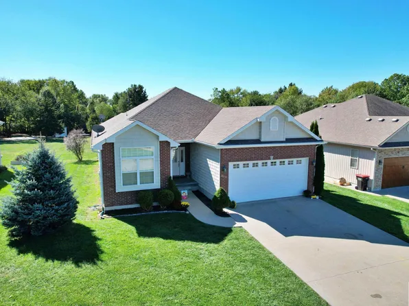 2582 James Ln, Sedalia, MO 65301