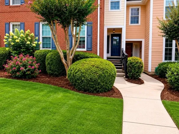 6550 Deerings Ln, Peachtree Corners, GA 30092