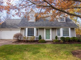 100 Pebblebrook Dr #U-90, Willoughby, OH 44094