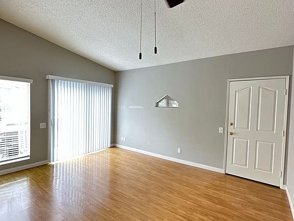 4th image of 1436 Obispo Ave APT 305