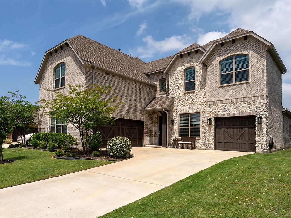 1st image of 1002 Amber Knoll Dr
