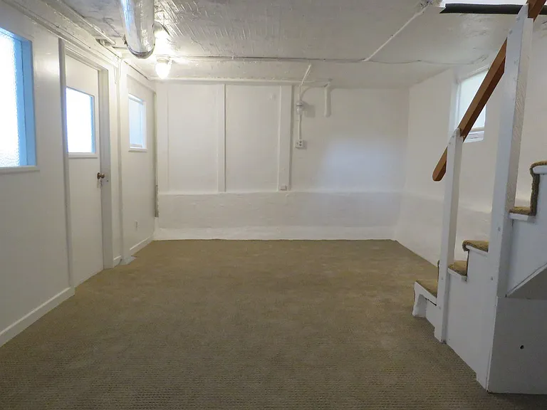 1714 Castro St — Photo 44