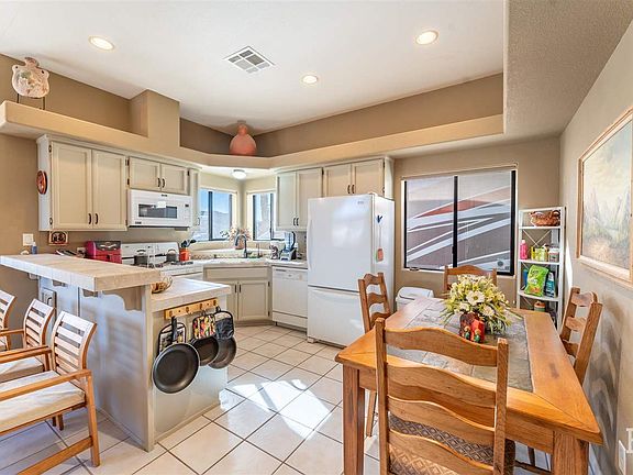 4th image of 14462 E 54th St