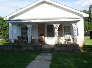 1422 N 10th St, Neodesha, KS 66757
