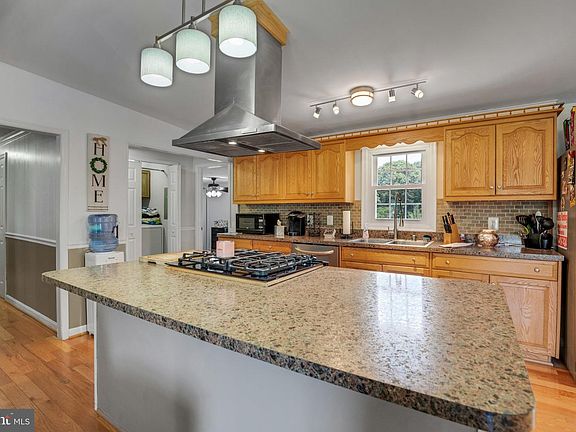 5th image of 40225 Hidden Meadow Ln