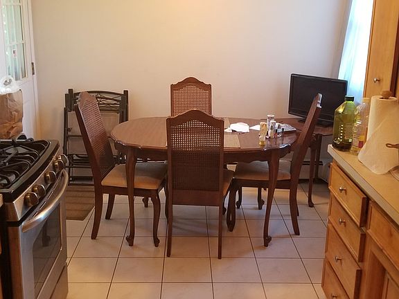 2nd image of 152A N Broadway APT 2G