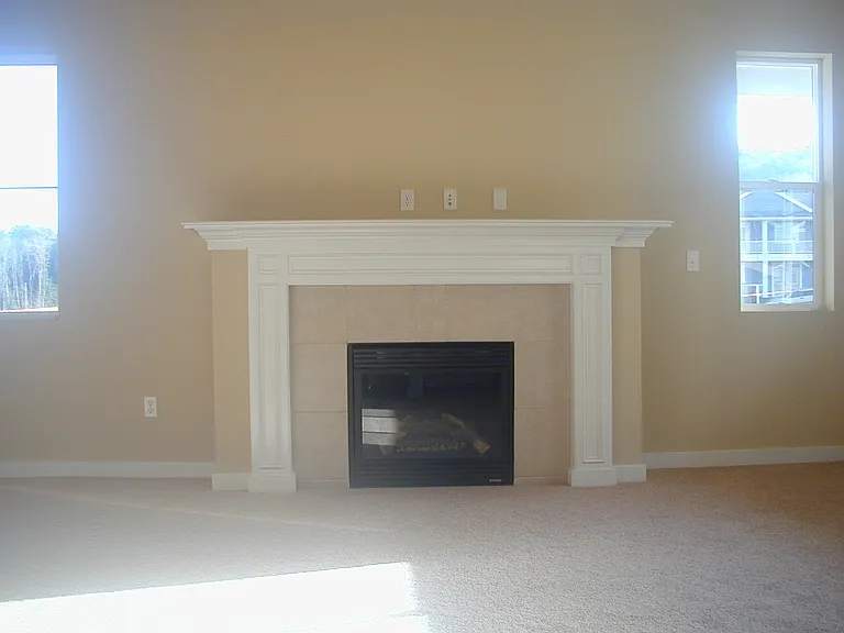 2925 NE Northstar Ln — Photo 3