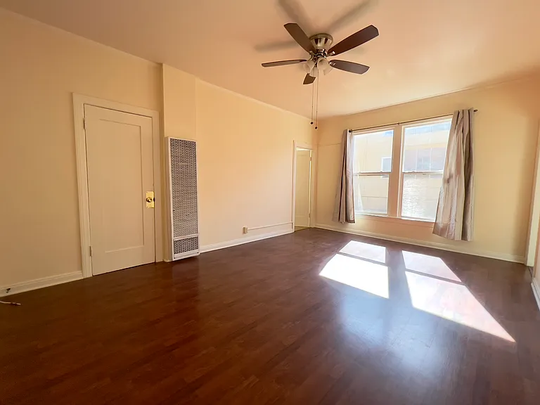 105 S Commonwealth Ave #6 — Photo 4