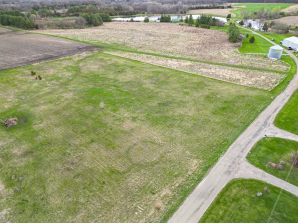 2273 N 3409th Rd, Ottawa, IL 61350