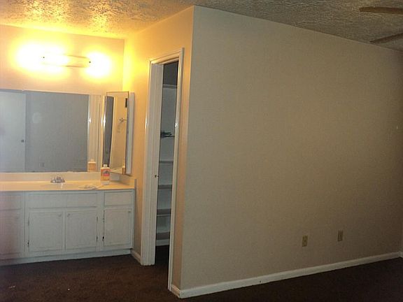 2nd image of 16326 Quail Place Dr