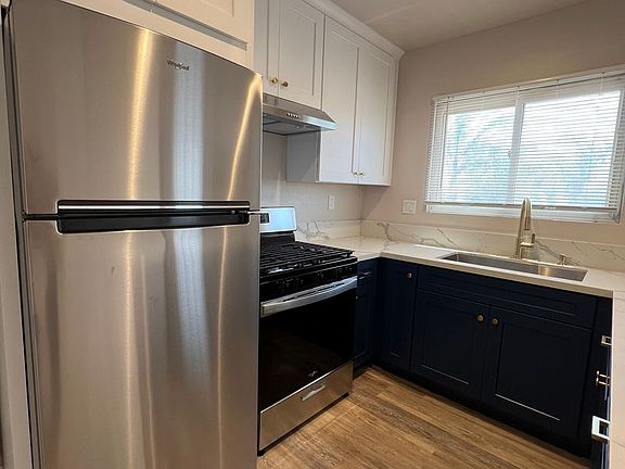 5th image of 4770 32nd St APT 4