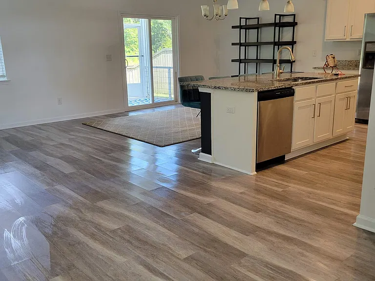 9822 Sickle Dr — Photo 2