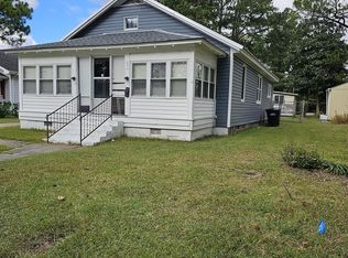 204 W Broad St, Elizabeth City, NC 27909