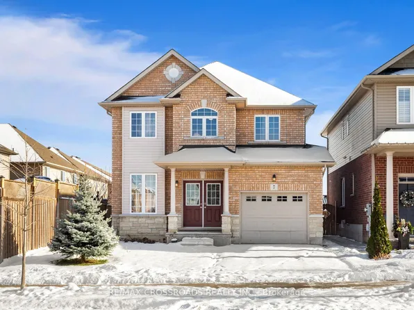 7 Colorado Blvd, Hamilton, ON L0R 1P0