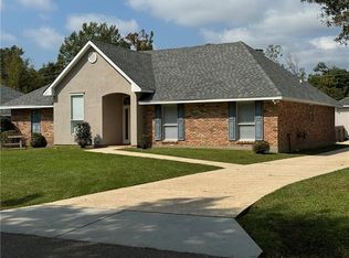 600 Hutchinson St, Mandeville, LA 70448