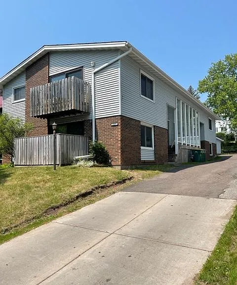 1517 E 1st St #4 — Photo 19