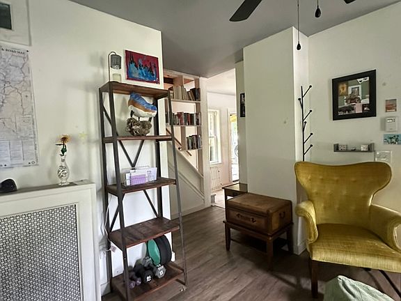 4th image of 9 Prospect St