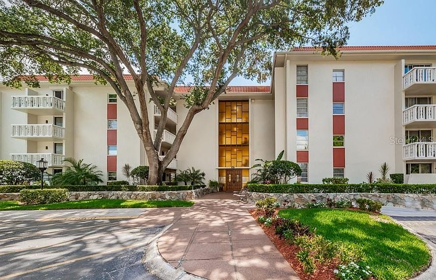 1st image of 2650 Pearce Dr Unit 207
