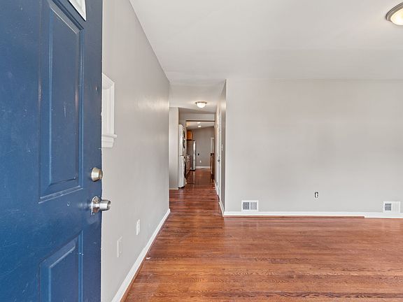 3rd image of 9717 Wichita Ave