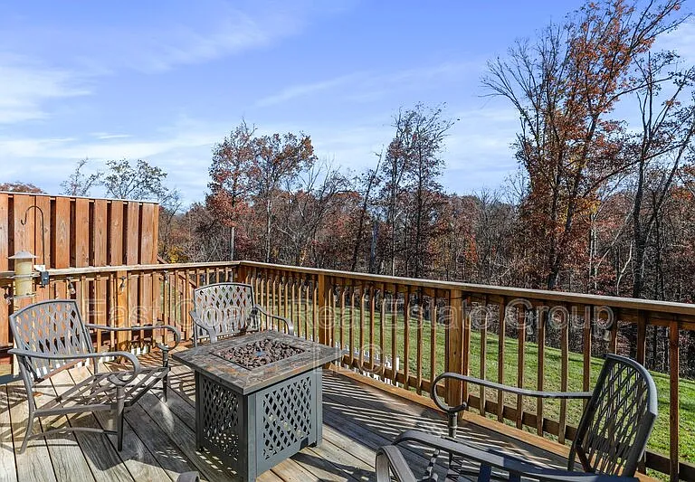 43 Savage Ct — Photo 23