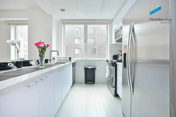 Rented by FirstService Realty (legacy) | media 28